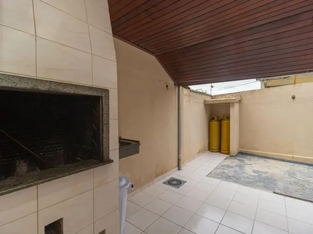 Casa para alugar, no bairro Boa Vista em Curitiba