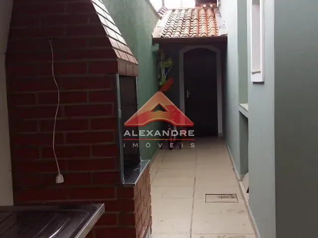 Casa com 204m² 3 quartos e 3 banheiros, à venda ou para alugar, no bairro Jardim Julieta em Caçapava