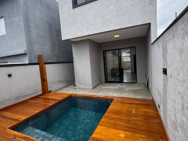 Foto do Casa - Casa com 3 dormitórios (1 suíte) à venda, 131m² - Chácara Jaguari (Fazendinha), Santana de Parnaíba, SP | Copette Imóveis