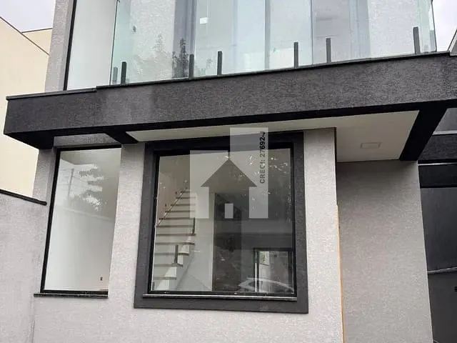 Casa 3 quartos e 2 banheiros, à venda, no bairro Chácara Jaguari (Fazendinha) em Santana de Parnaíba