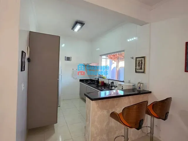 Casa com 209m² 3 quartos e 2 banheiros, à venda, no bairro jardim ouro verde em Guaxupé