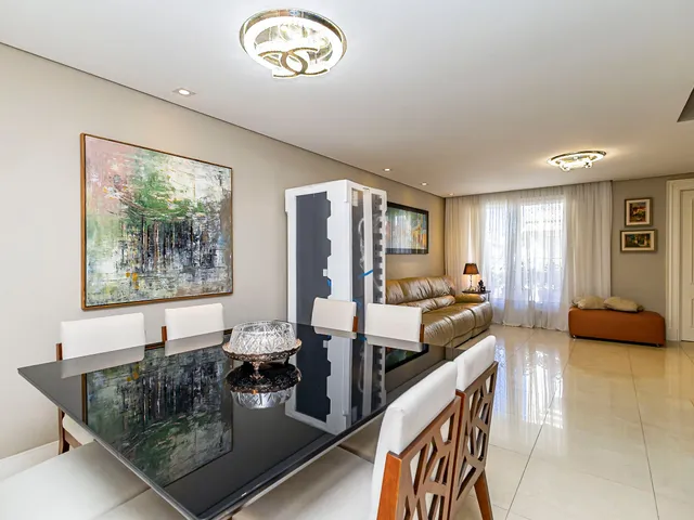 Casa com 200m² 3 quartos e 4 banheiros, à venda, no bairro Bom Retiro em Curitiba