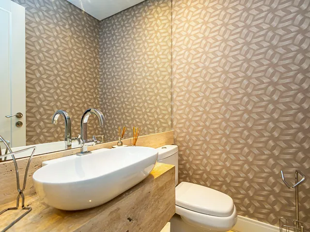 Casa com 200m² 3 quartos e 4 banheiros, à venda, no bairro Bom Retiro em Curitiba