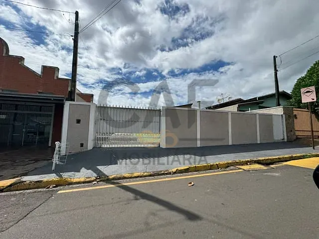 Casa 3 quartos e 2 banheiros, para alugar, no bairro Morada das Flores em Holambra