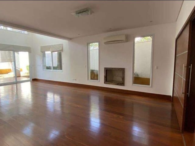 Casa com 932m² 4 quartos e 4 banheiros, à venda, no bairro Jardim Petrópolis em São Paulo
