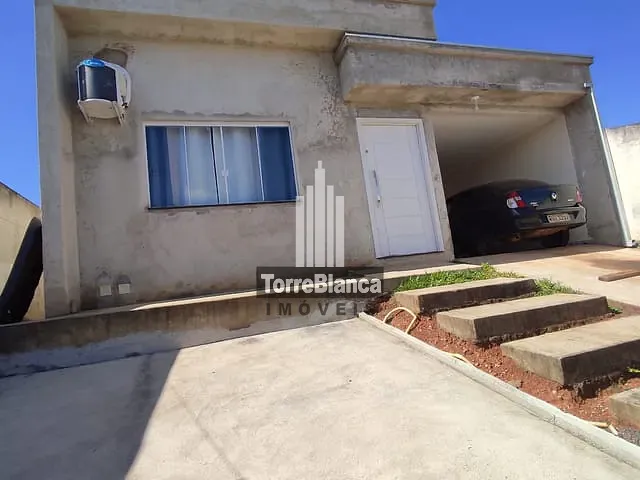 Casa com 100m² 3 quartos e 2 banheiros, à venda, no bairro Cará-Cará em Ponta Grossa