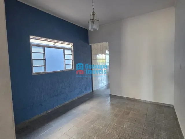 Casa com 400m² 3 quartos e 2 banheiros, para alugar, no bairro centro em Juruaia