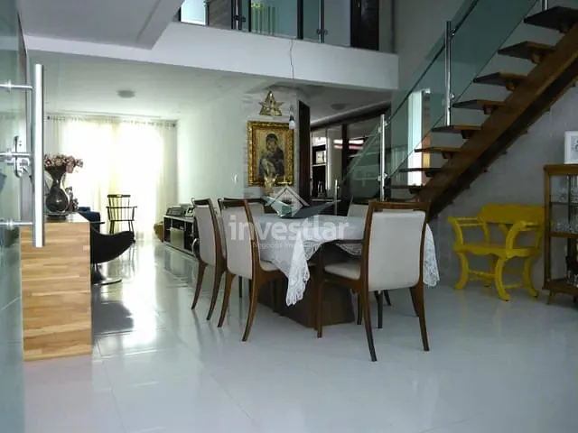 Casa 4 quartos e 2 banheiros, à venda, no bairro Jardim Tavares em Campina Grande