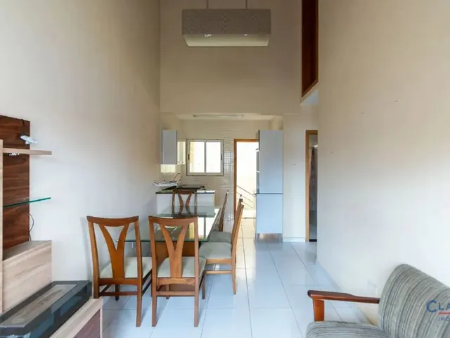 Casa 2 quartos e 1 banheiro, à venda, no bairro CRISTO REI em Campo Largo