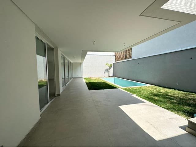 Casa com 450m² 4 quartos e 3 banheiros, à venda, no bairro Campo Belo em São Paulo