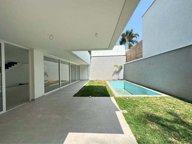 Casa com 450m² 4 quartos e 3 banheiros, à venda, no bairro Campo Belo em São Paulo