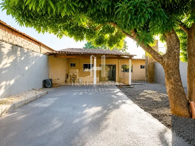 Casa 3 quartos e 2 banheiros, à venda, no bairro Setor Vida Nova em Trindade