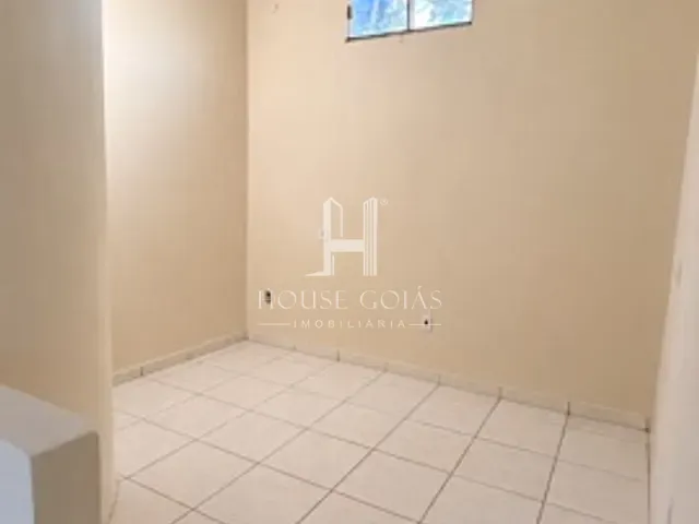 Casa 3 quartos e 2 banheiros, à venda, no bairro Setor Vida Nova em Trindade