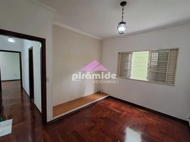 Casa com 213m² 5 quartos e 5 banheiros, à venda, no bairro Jardim Ismênia em São José Dos Campos