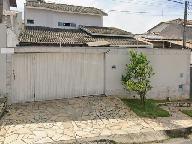 Casa 4 quartos e 2 banheiros, à venda, no bairro Alto de Pinheiros em Paulínia