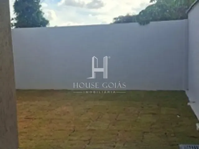 Casa com 180m² 3 quartos e 2 banheiros, à venda, no bairro Residencial Cândido Queiroz em Aparecida de Goiânia