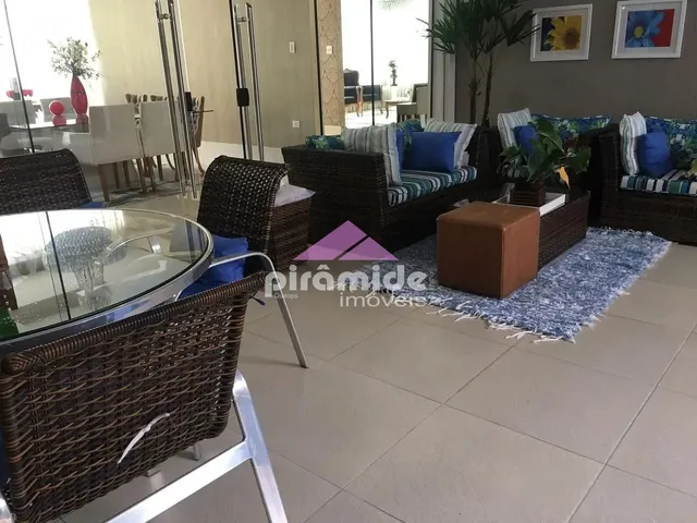 Casa com 642m² 4 quartos e 6 banheiros, à venda, no bairro Jardim Aquárius em São José Dos Campos