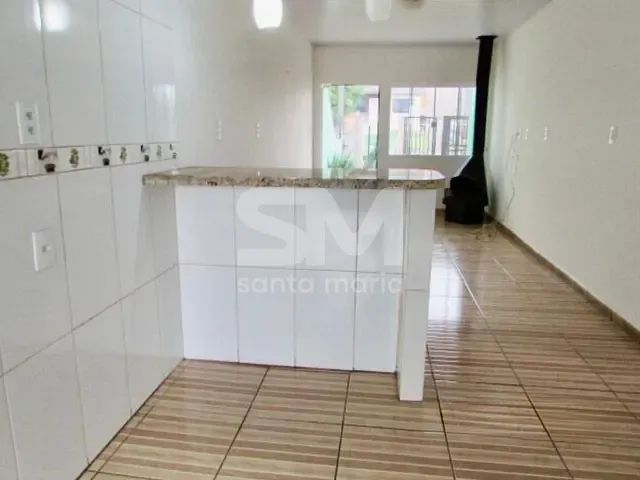 Casa 2 quartos e 1 banheiro, à venda, no bairro Centro em Guatambú