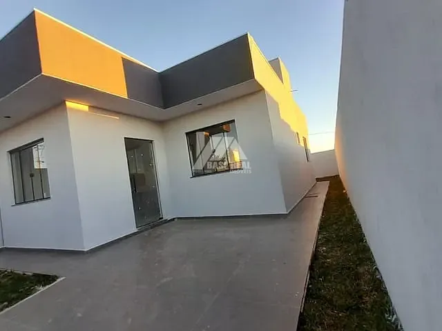 Casa 2 quartos e 1 banheiro, à venda, no bairro Industrial em Guarapuava