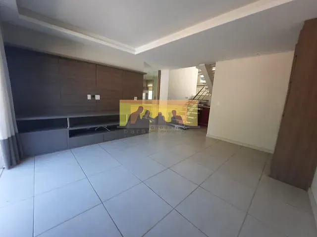 Casa com 300m² 3 quartos e 4 banheiros, para alugar, no bairro Fazenda Santa Cândida em Campinas