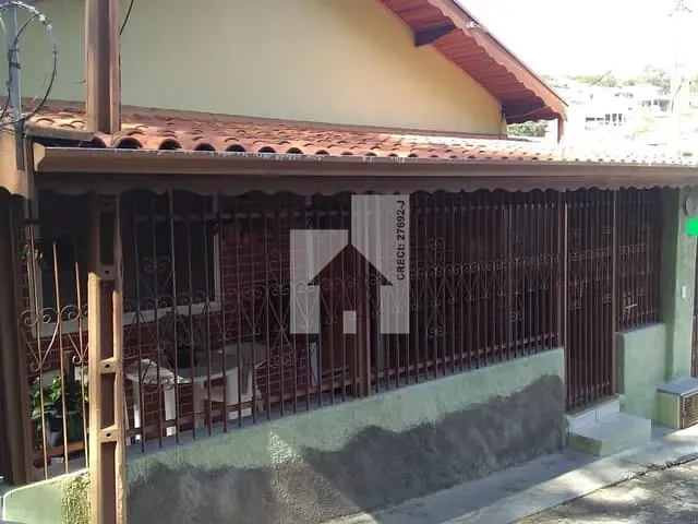 Casa com 195m² 2 quartos e 2 banheiros, à venda, no bairro Vila Joana em Jundiaí