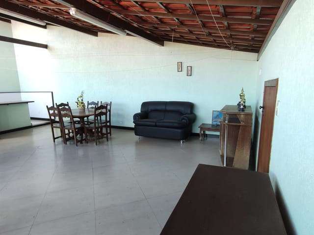 Foto do Casa - Casa com 3 quartos, suíte, duas vagas e área gourmet no Bairro Santa Mônica | Deltalar Imóveis