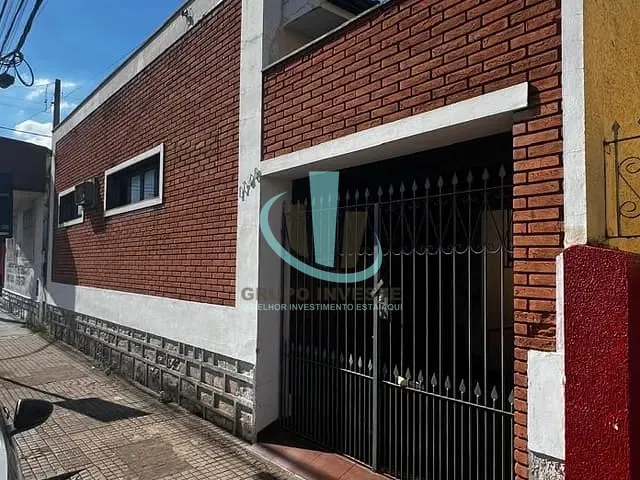 Casa com 373m² 2 quartos e 1 banheiro, para alugar, no bairro Centro em Araraquara