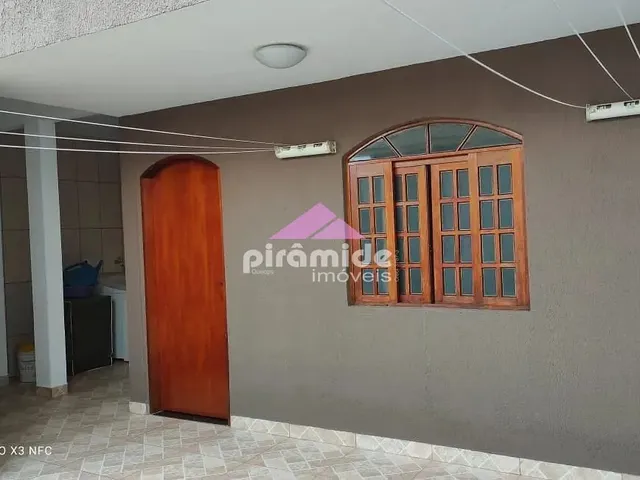 Casa com 175m² 3 quartos e 1 banheiro, à venda, no bairro Jacareí em Jacareí