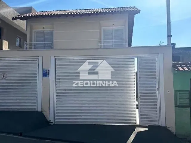 Casa com 125m² 3 quartos e 3 banheiros, à venda, no bairro Umuarama em Osasco