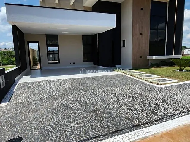 Casa 3 quartos e 5 banheiros, à venda, no bairro Recanto dos Pássaros em Paulínia
