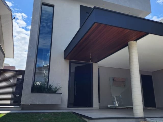 Casa com 250m² 3 quartos e 4 banheiros, à venda, no bairro Urbanova em São José dos Campos