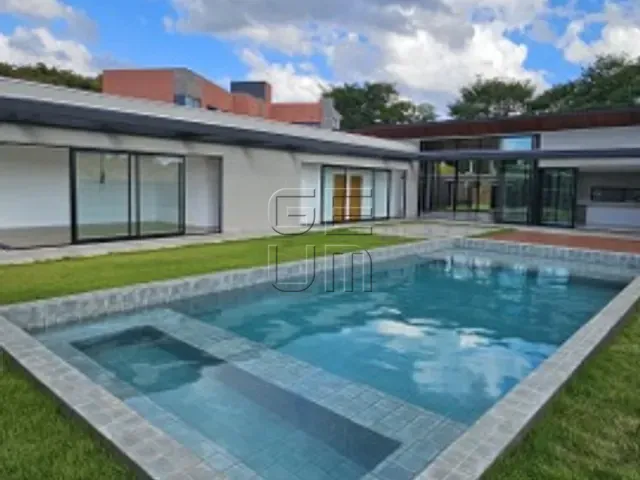 Casa com 1250m² 3 quartos e 5 banheiros, à venda, no bairro Loteamento Terras de Canaã em Cambé