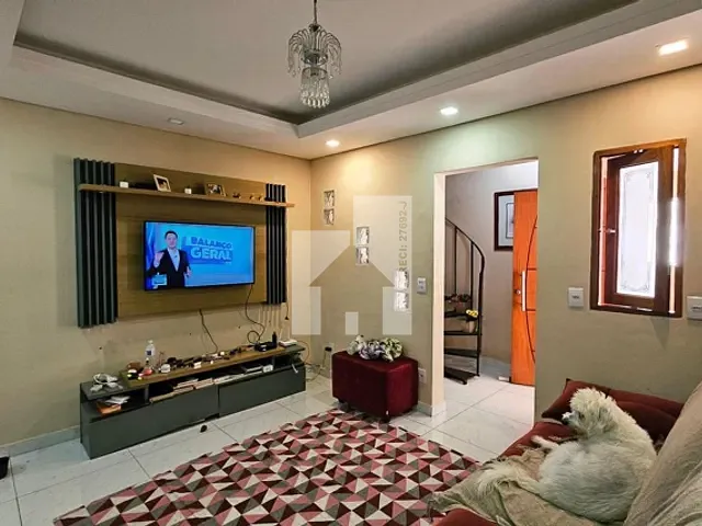 Casa com 128m² 3 quartos e 4 banheiros, à venda, no bairro Gramadão em Jundiaí