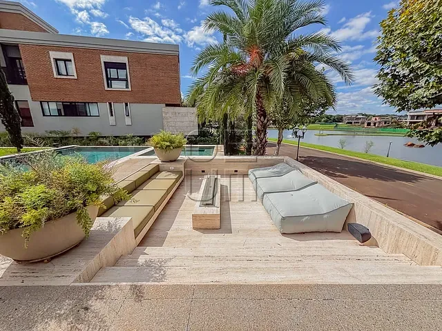 Casa com 1418m² 4 quartos e 5 banheiros, à venda, no bairro Vivendas do Arvoredo em Londrina