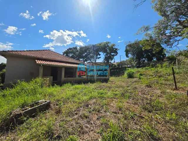 Casa com 13000m² 3 quartos e 1 banheiro, para alugar, no bairro Nossa Senhora das Dores em Guaxupé