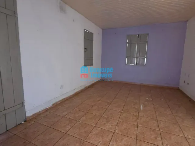Casa com 13000m² 3 quartos e 1 banheiro, para alugar, no bairro Nossa Senhora das Dores em Guaxupé