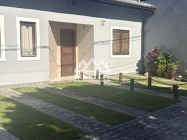 Casa com 575m² 4 quartos e 2 banheiros, à venda, no bairro Massaguaçu em Caraguatatuba