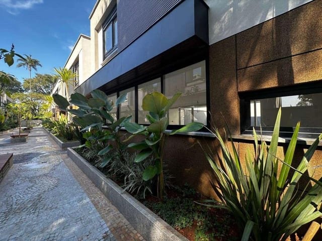 Casa com 472m² 4 quartos e 3 banheiros, à venda, no bairro Santo Amaro em São Paulo