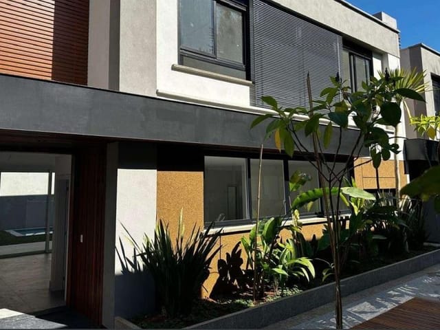Casa com 472m² 4 quartos e 3 banheiros, à venda, no bairro Santo Amaro em São Paulo