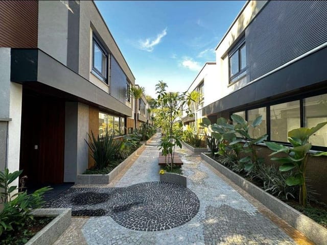 Casa com 472m² 4 quartos e 3 banheiros, à venda, no bairro Santo Amaro em São Paulo