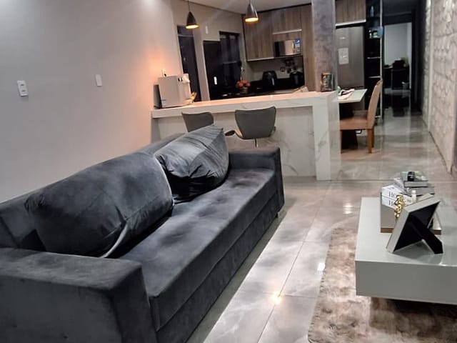 Casa 4 quartos e 2 banheiros, à venda, no bairro Jardim Amanda II em Hortolândia