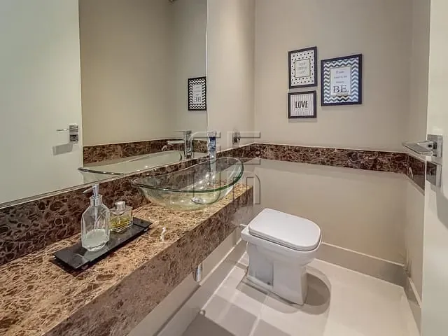 Casa com 608m² 4 quartos e 7 banheiros, para alugar, no bairro Vivendas do Arvoredo em Londrina