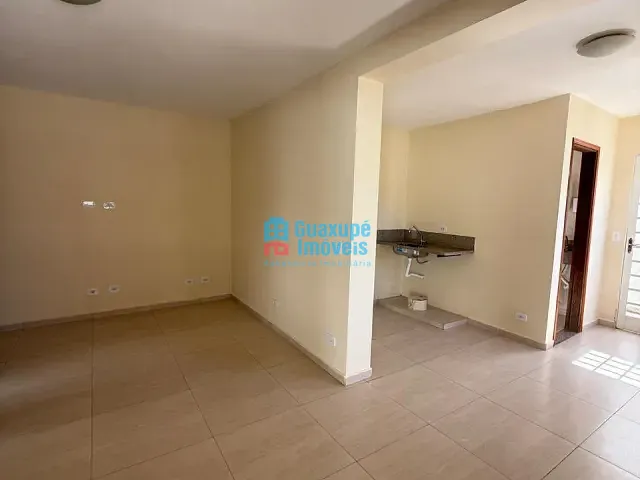Casa com 350m² 2 quartos e 1 banheiro, à venda, no bairro Jardim Primavera em Guaxupé