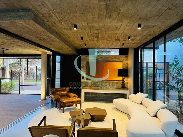 Casa com 416m² 3 quartos e 5 banheiros, à venda ou para alugar, no bairro Parque Residencial Damha em Araraquara