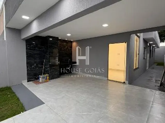 Casa com 180m² 3 quartos e 2 banheiros, à venda, no bairro Garavelo Residencial em Aparecida de Goiânia