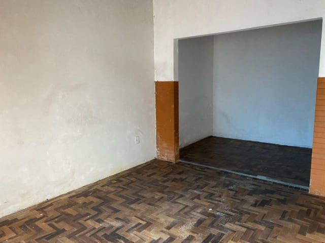 Casa 1 quarto e 1 banheiro, à venda, no bairro Centro em Pelotas