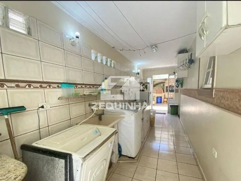 Casa, 3 quartos, 217 m² - Foto 6