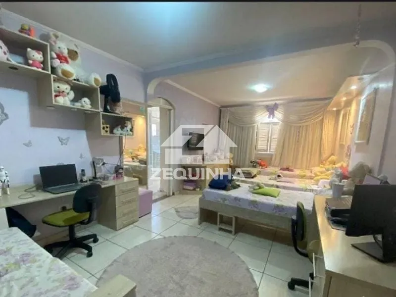 Casa, 3 quartos, 217 m² - Foto 12