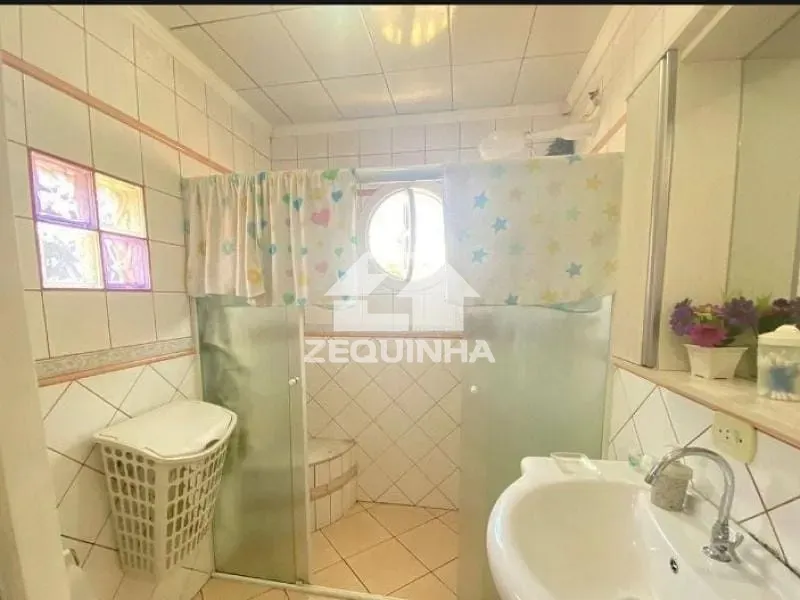 Casa, 3 quartos, 217 m² - Foto 15