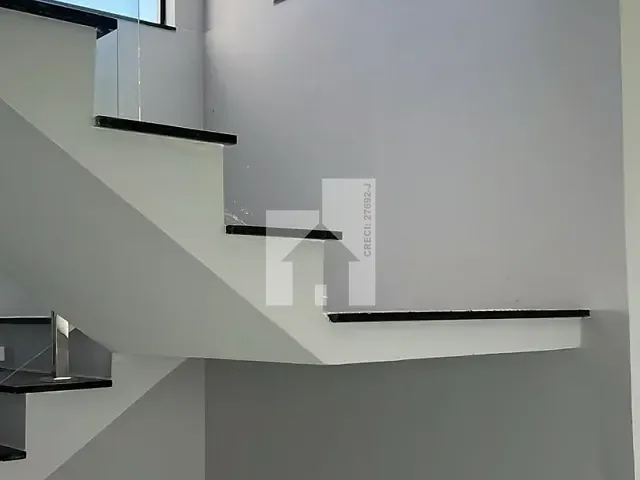 Casa com 350m² 3 quartos e 3 banheiros, à venda, no bairro Jardim Promeca em Várzea Paulista